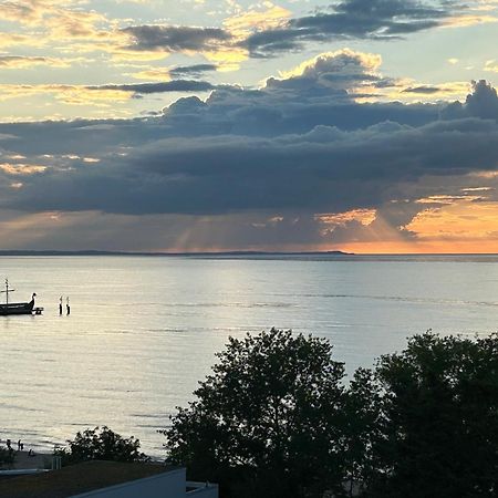 Luxe Baltic Sunset Apartment Miedzyzdroje Ngoại thất bức ảnh