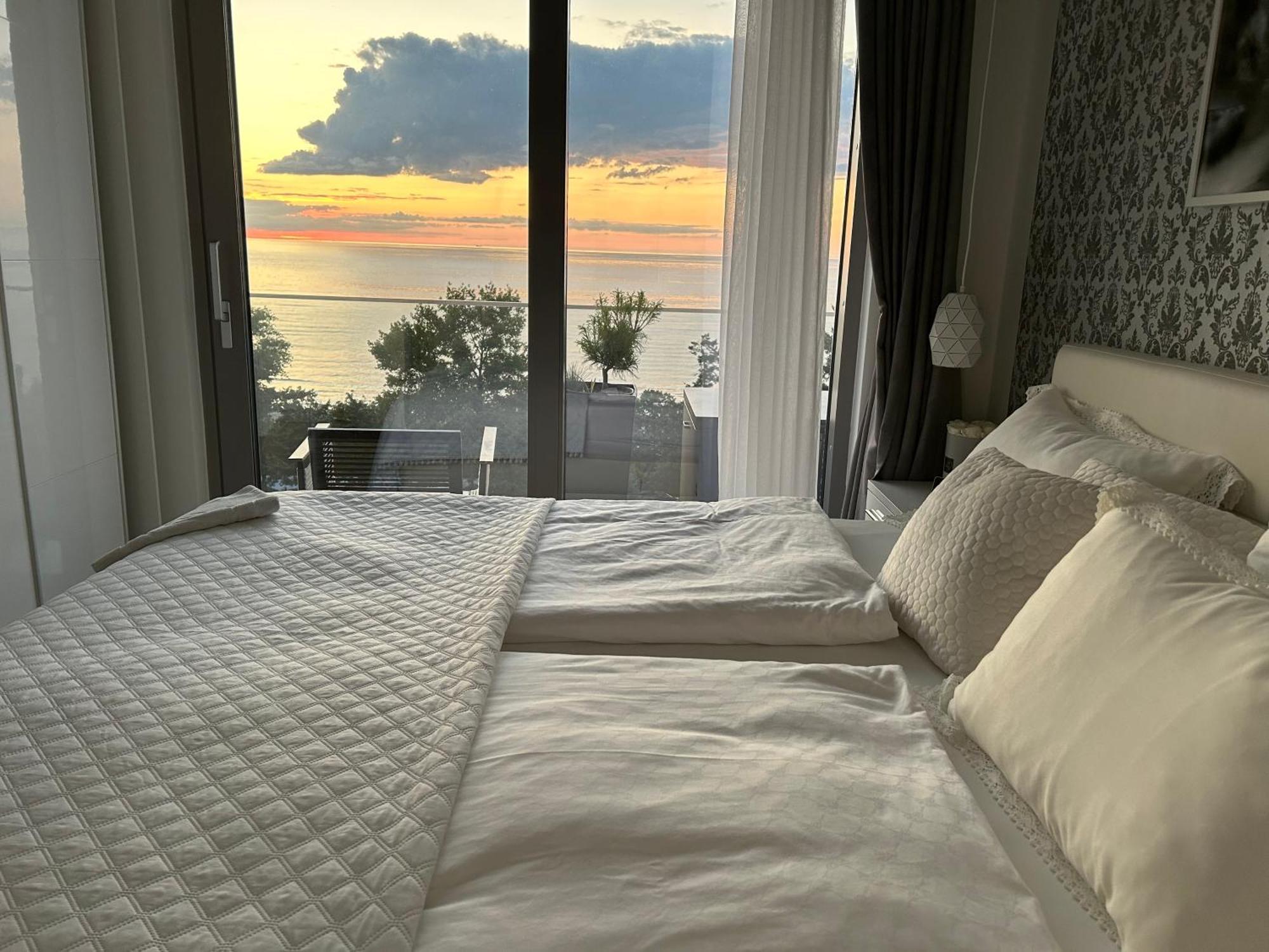 Luxe Baltic Sunset Apartment Miedzyzdroje Ngoại thất bức ảnh