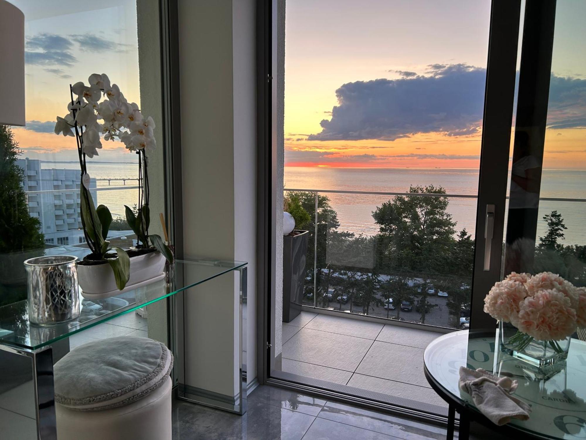 Luxe Baltic Sunset Apartment Miedzyzdroje Ngoại thất bức ảnh