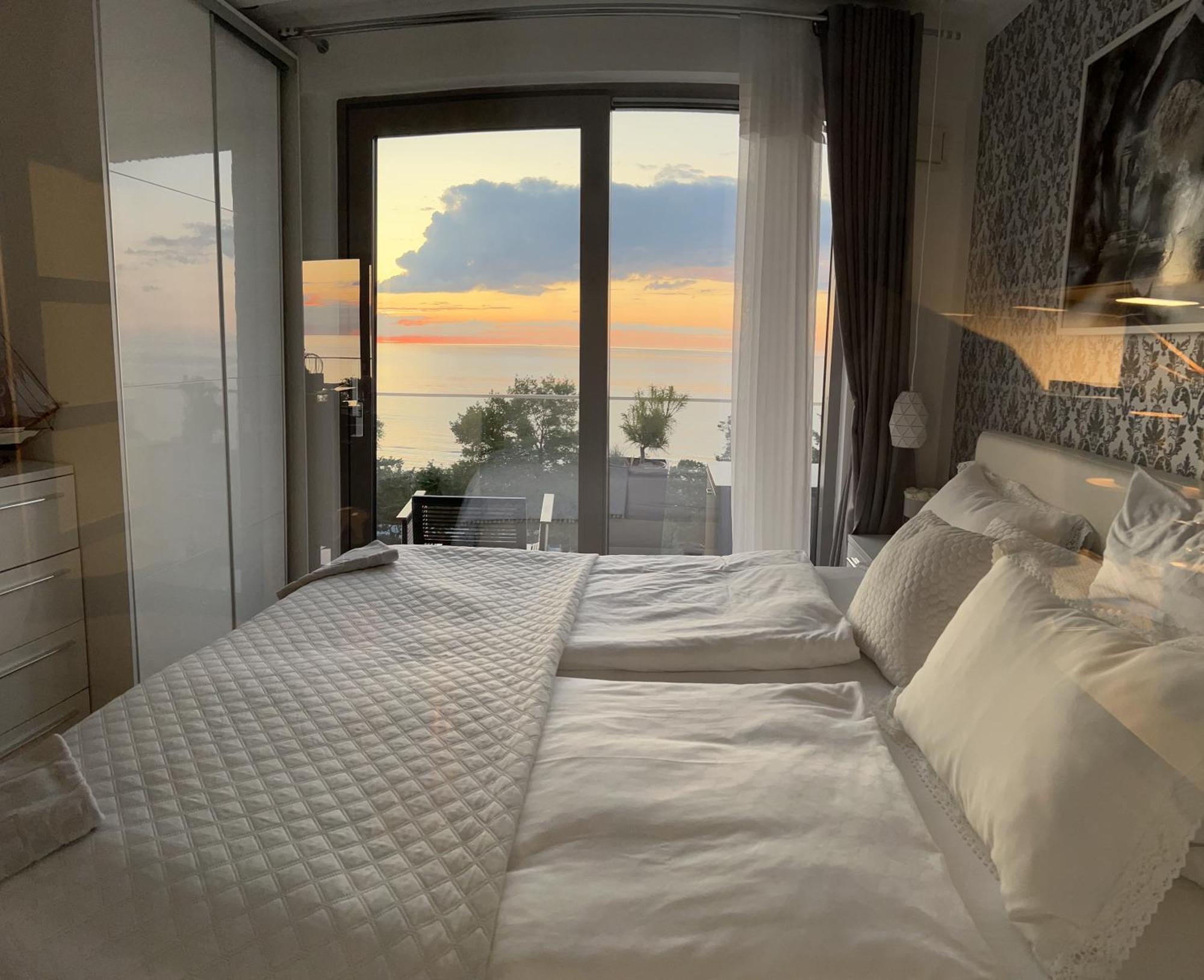 Luxe Baltic Sunset Apartment Miedzyzdroje Ngoại thất bức ảnh